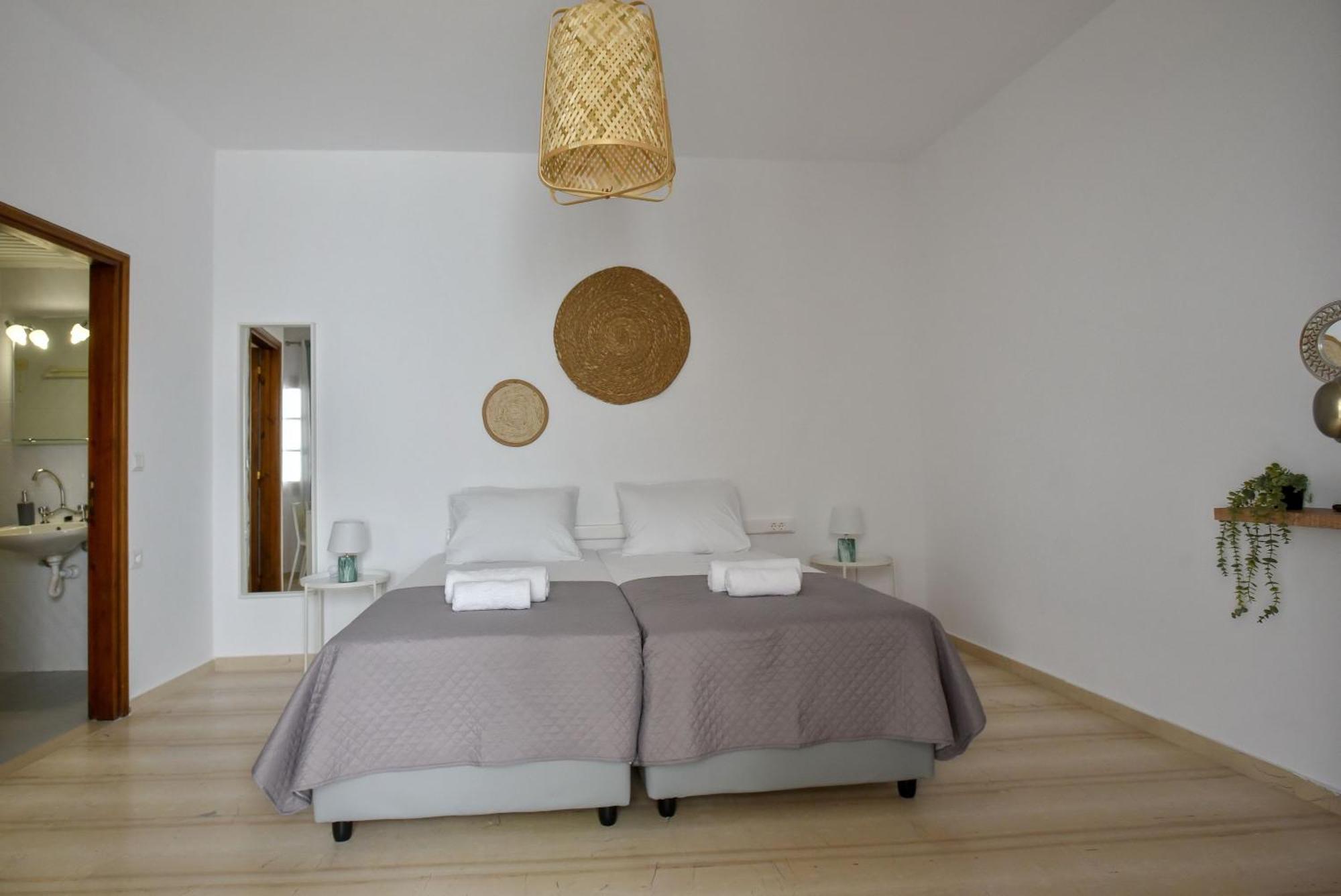 אגיה פלגיה קיתירה Eva Studios & Apartments מראה חיצוני תמונה