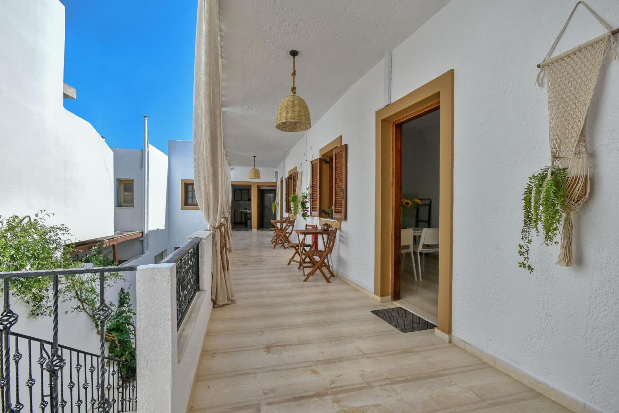 אגיה פלגיה קיתירה Eva Studios & Apartments מראה חיצוני תמונה